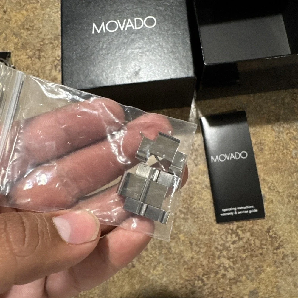 Movado Vizio Chronograph Men's Watch Sizing Links 0607544 Original